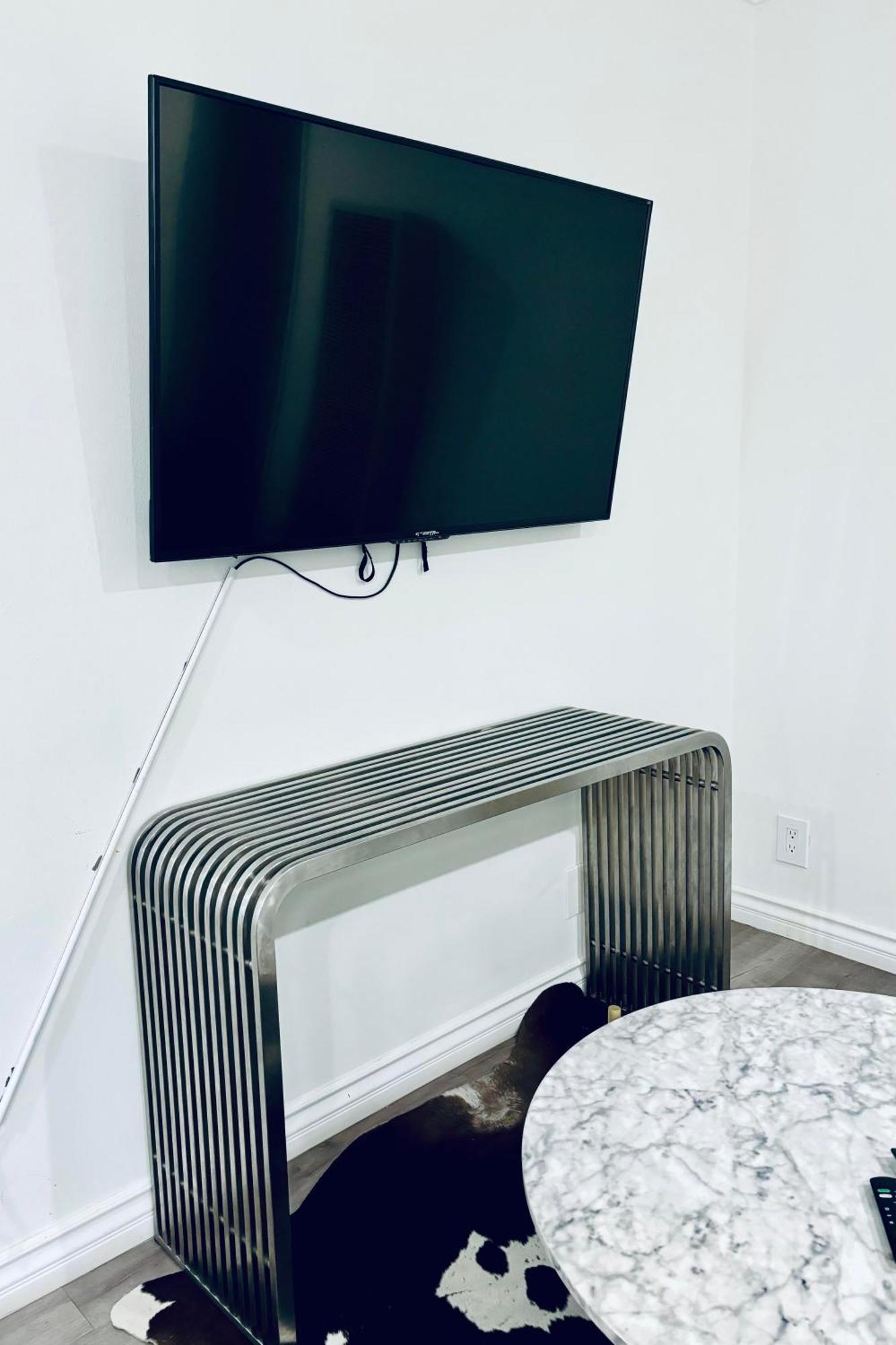 Modern, 1 Bed Condo, Downtown Century City ลอสแอนเจลิส ภายนอก รูปภาพ